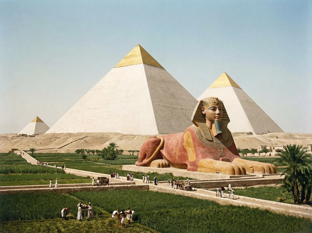 ancient-egypt pyramids and sphinx reconstruction